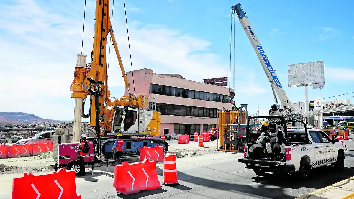 Obras suspendidas segundo piso